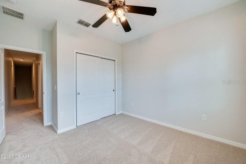 Townhouse in Clermont, Florida 3 bedrooms, 149.48 sq.m. № 1826206 - photo 20