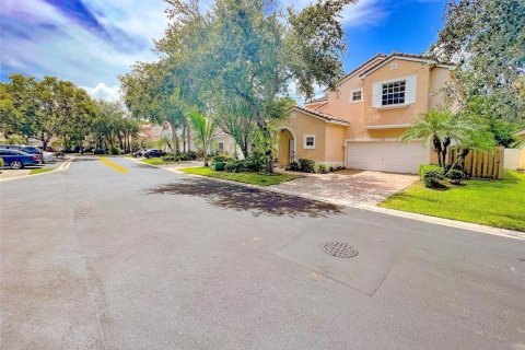 Casa en venta en Pembroke Pines, Florida, 3 dormitorios, 178.65 m2 № 2087261 - foto 7