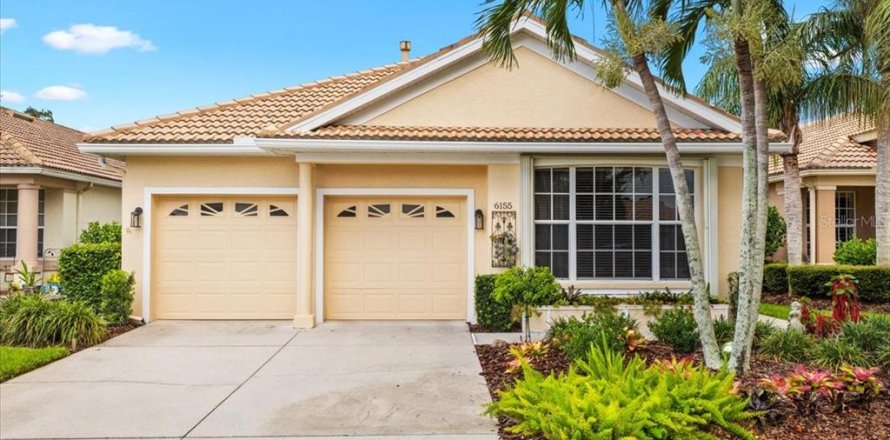 House in Bradenton, Florida 3 bedrooms, 156.82 sq.m. № 1802024