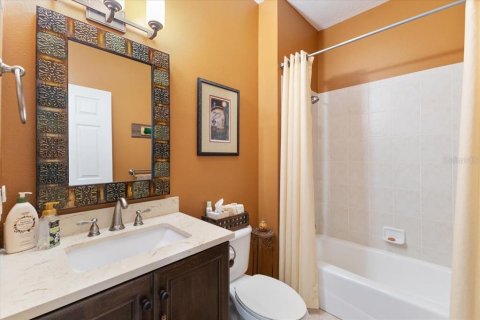House in Bradenton, Florida 3 bedrooms, 156.82 sq.m. № 1802024 - photo 20