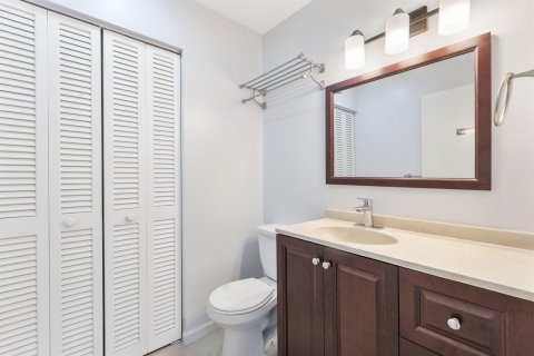 Touwnhouse à vendre à Jupiter, Floride: 2 chambres, 124.86 m2 № 2394954 - photo 18