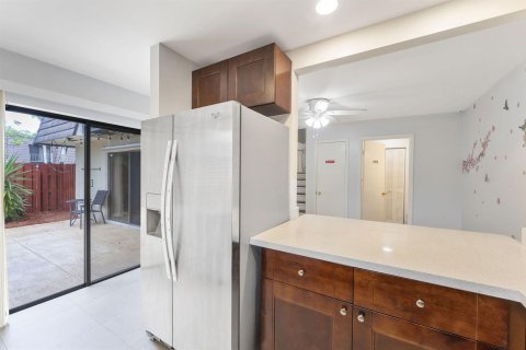 Touwnhouse à vendre à Jupiter, Floride: 2 chambres, 124.86 m2 № 2394954 - photo 12