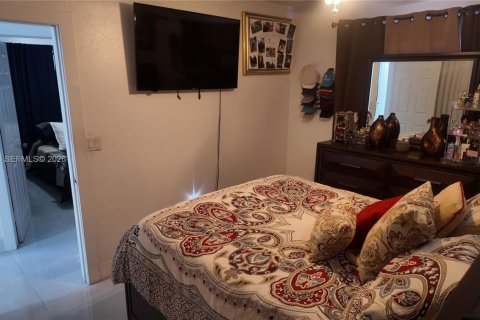 Casa en venta en Homestead, Florida, 3 dormitorios, 98.1 m2 № 2066799 - foto 18