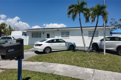 Villa ou maison à Homestead, Floride 3 chambres, 98.1 m2 № 2066799