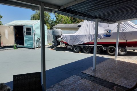Casa en venta en Homestead, Florida, 3 dormitorios, 98.1 m2 № 2066799 - foto 29