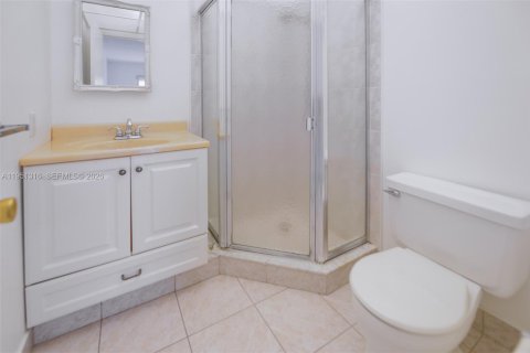 Condominio en venta en Lauderdale Lakes, Florida, 2 dormitorios, 85.47 m2 № 2153138 - foto 30