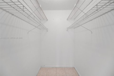 Condominio en venta en Lauderdale Lakes, Florida, 2 dormitorios, 85.47 m2 № 2153138 - foto 19