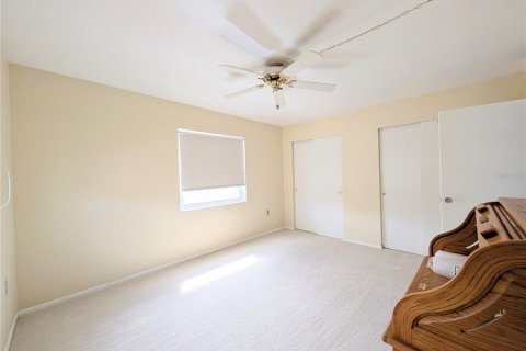 Condo in Bradenton, Florida, 2 bedrooms  № 2200044 - photo 17