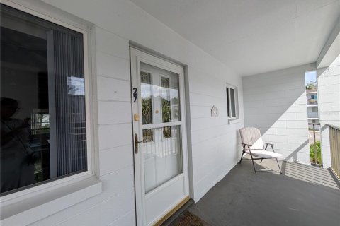 Condo in Bradenton, Florida, 2 bedrooms  № 2200044 - photo 2