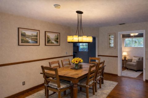 Casa en venta en Tampa, Florida, 4 dormitorios, 270.9 m2 № 2113978 - foto 22