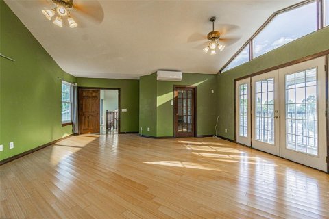 Casa en venta en Tampa, Florida, 4 dormitorios, 270.9 m2 № 2113978 - foto 16