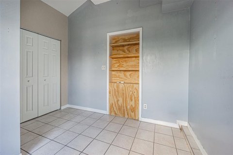 Casa en venta en Tampa, Florida, 4 dormitorios, 270.9 m2 № 2113978 - foto 28