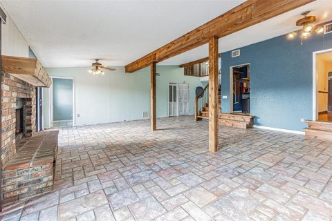 Casa en venta en Tampa, Florida, 4 dormitorios, 270.9 m2 № 2113978 - foto 8