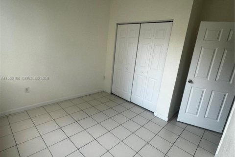Adosado en alquiler en Homestead, Florida, 4 dormitorios, 132.2 m2 № 2024818 - foto 5