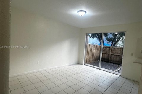 Adosado en alquiler en Homestead, Florida, 4 dormitorios, 132.2 m2 № 2024818 - foto 19