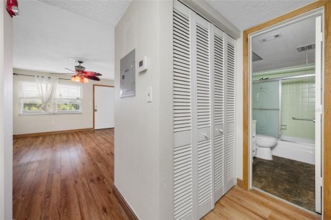 Copropriété à louer à Saint Petersburg, Floride: 1 chambre, 60.39 m2 № 2404623 - photo 7