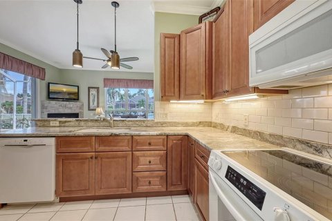 House in Bradenton, Florida 4 bedrooms, 206.8 sq.m. № 1813519 - photo 22