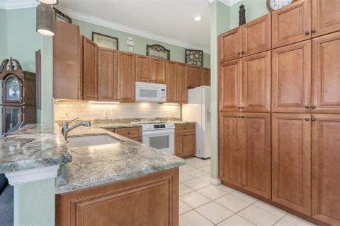 House in Bradenton, Florida 4 bedrooms, 206.8 sq.m. № 1813519 - photo 20