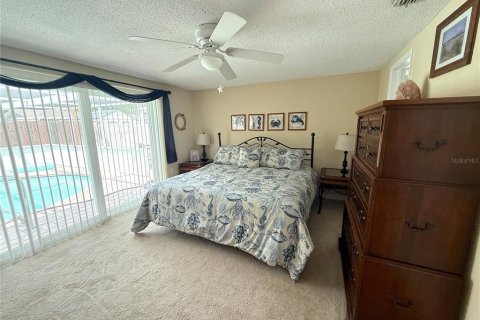 Casa en venta en Port Richey, Florida, 3 dormitorios, 150.69 m2 № 1912553 - foto 17