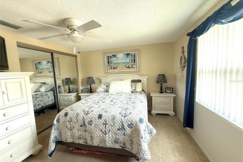 Casa en venta en Port Richey, Florida, 3 dormitorios, 150.69 m2 № 1912553 - foto 24