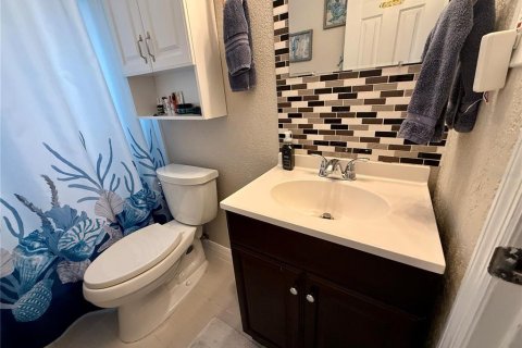 Casa en venta en Port Richey, Florida, 3 dormitorios, 150.69 m2 № 1912553 - foto 25