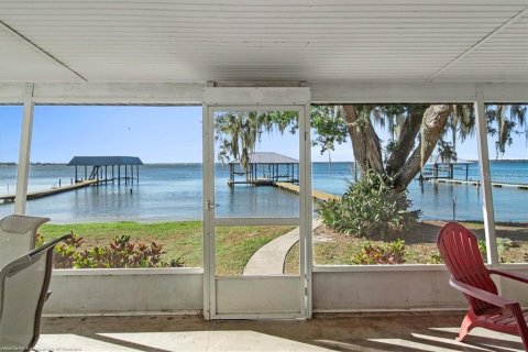 House in Lake Placid, Florida 5 bedrooms, 278.71 sq.m. № 1900563 - photo 11