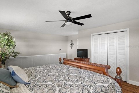House in Lake Placid, Florida 5 bedrooms, 278.71 sq.m. № 1900563 - photo 29