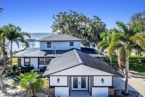 House in Lake Placid, Florida 5 bedrooms, 278.71 sq.m. № 1900563 - photo 6