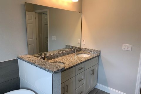 Casa en alquiler en Poinciana, Florida, 4 dormitorios, 156.45 m2 № 1912432 - foto 15