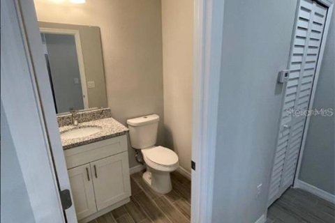 Casa en alquiler en Poinciana, Florida, 4 dormitorios, 156.45 m2 № 1912432 - foto 14