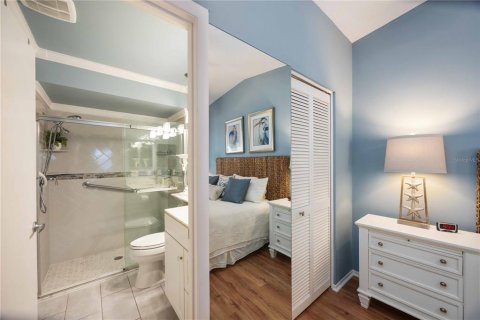 Condo in Bradenton, Florida, 2 bedrooms № 2098627 - photo 27