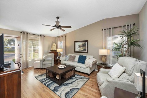 Condo in Bradenton, Florida, 2 bedrooms № 2098627 - photo 7