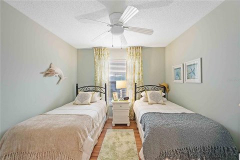 Condo in Bradenton, Florida, 2 bedrooms № 2098627 - photo 29