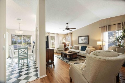 Condo in Bradenton, Florida, 2 bedrooms № 2098627 - photo 20