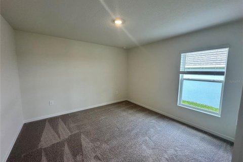 House in Dundee, Florida 4 bedrooms, 167.41 sq.m. № 2139479 - photo 6