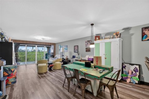 Condominio en venta en Englewood, Florida, 2 dormitorios, 126.35 m2 № 2222761 - foto 7