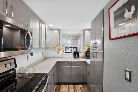 Condominio en venta en Englewood, Florida, 2 dormitorios, 126.35 m2 № 2222761 - foto 12