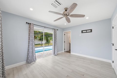 House in Fort Lauderdale, Florida 3 bedrooms, 116.13 sq.m. № 2246321 - photo 22