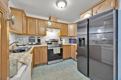 House in Winter Haven, Florida 3 bedrooms, 88.26 sq.m. № 1907883 - photo 8