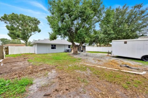 House in Winter Haven, Florida 3 bedrooms, 88.26 sq.m. № 1907883 - photo 17