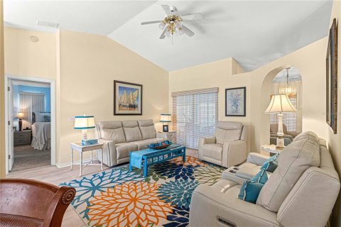 Casa en venta en Summerfield, Florida, 3 dormitorios, 217.58 m2 № 1908694 - foto 9