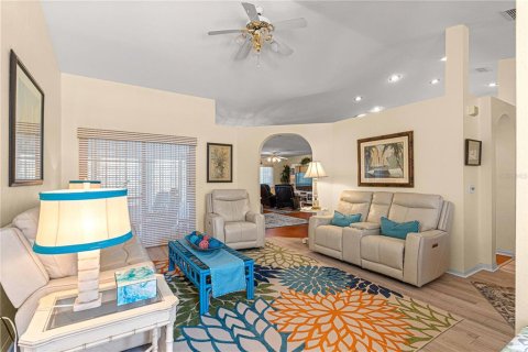 Casa en venta en Summerfield, Florida, 3 dormitorios, 217.58 m2 № 1908694 - foto 6