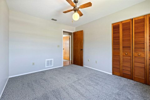 House in Palm Harbor, Florida 3 bedrooms, 153.85 sq.m. № 2107219 - photo 20