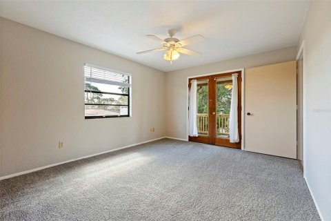 House in Palm Harbor, Florida 3 bedrooms, 153.85 sq.m. № 2107219 - photo 22