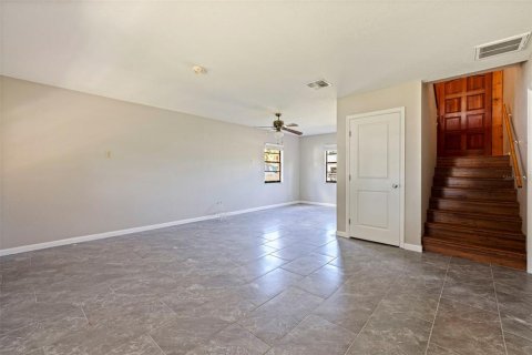 House in Palm Harbor, Florida 3 bedrooms, 153.85 sq.m. № 2107219 - photo 25