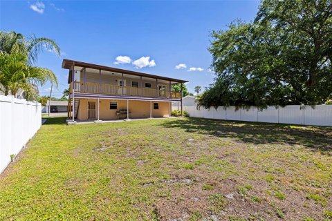 House in Palm Harbor, Florida 3 bedrooms, 153.85 sq.m. № 2107219 - photo 30