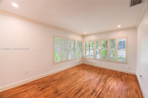 Apartamento en alquiler en Coral Gables, Florida, 3 dormitorios, 322.19 m2 № 2027531 - foto 22