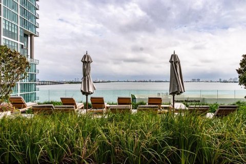 Condo in Miami, Florida, 2 bedrooms  № 2026362 - photo 30