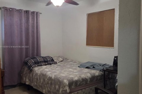 House in Miami, Florida 3 bedrooms, 75.81 sq.m. № 1828280 - photo 16