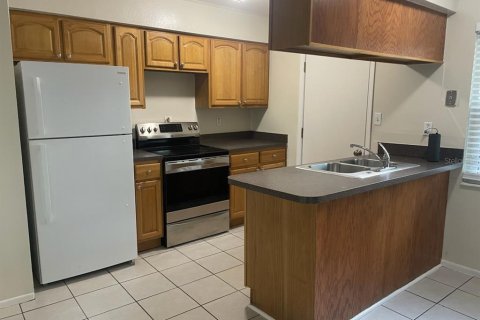 Casa en alquiler en Winter Springs, Florida, 3 dormitorios, 104.05 m2 № 2095582 - foto 2